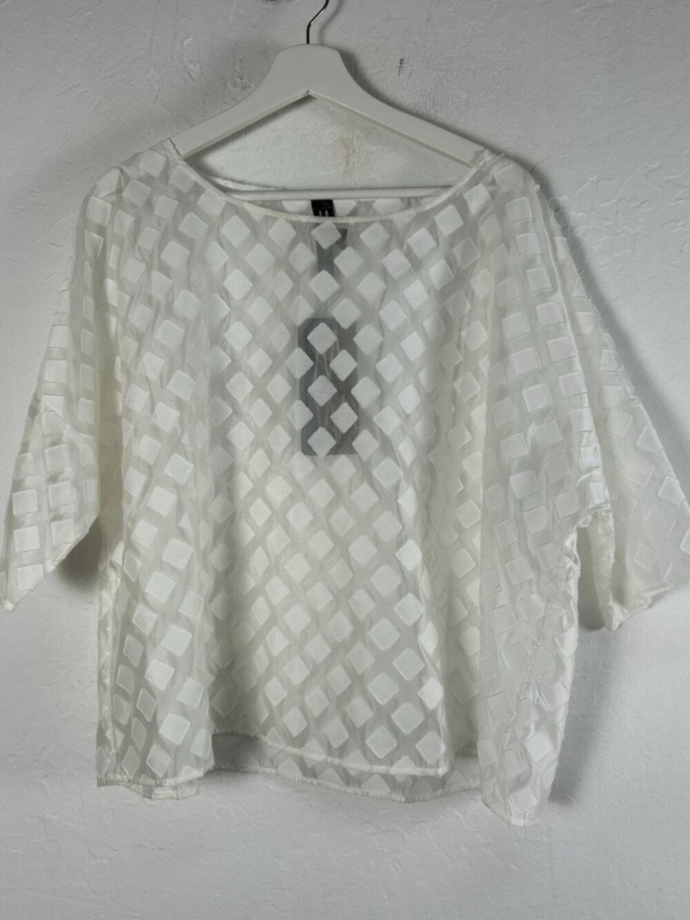 Marla Wynne Women’s Top Large White Sheer Diamond Pattern Blouse Loose New